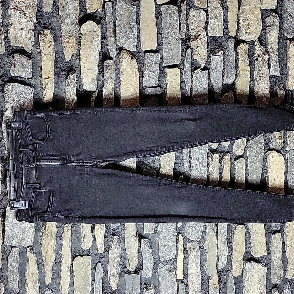 Women's American Eagle Outfitters next level stretch size 8 long